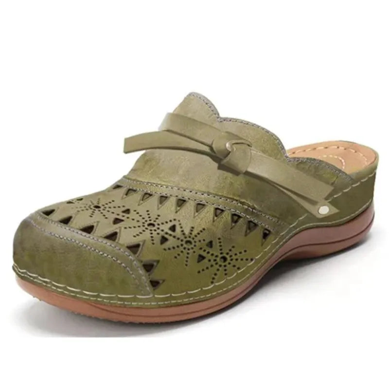 Lyra | Comfortable Everyday Clogs