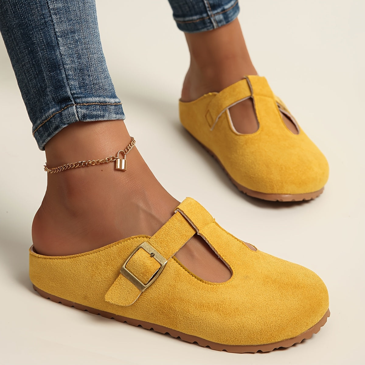 Cindy | Comfortable Clogs with Minimalist Buckles