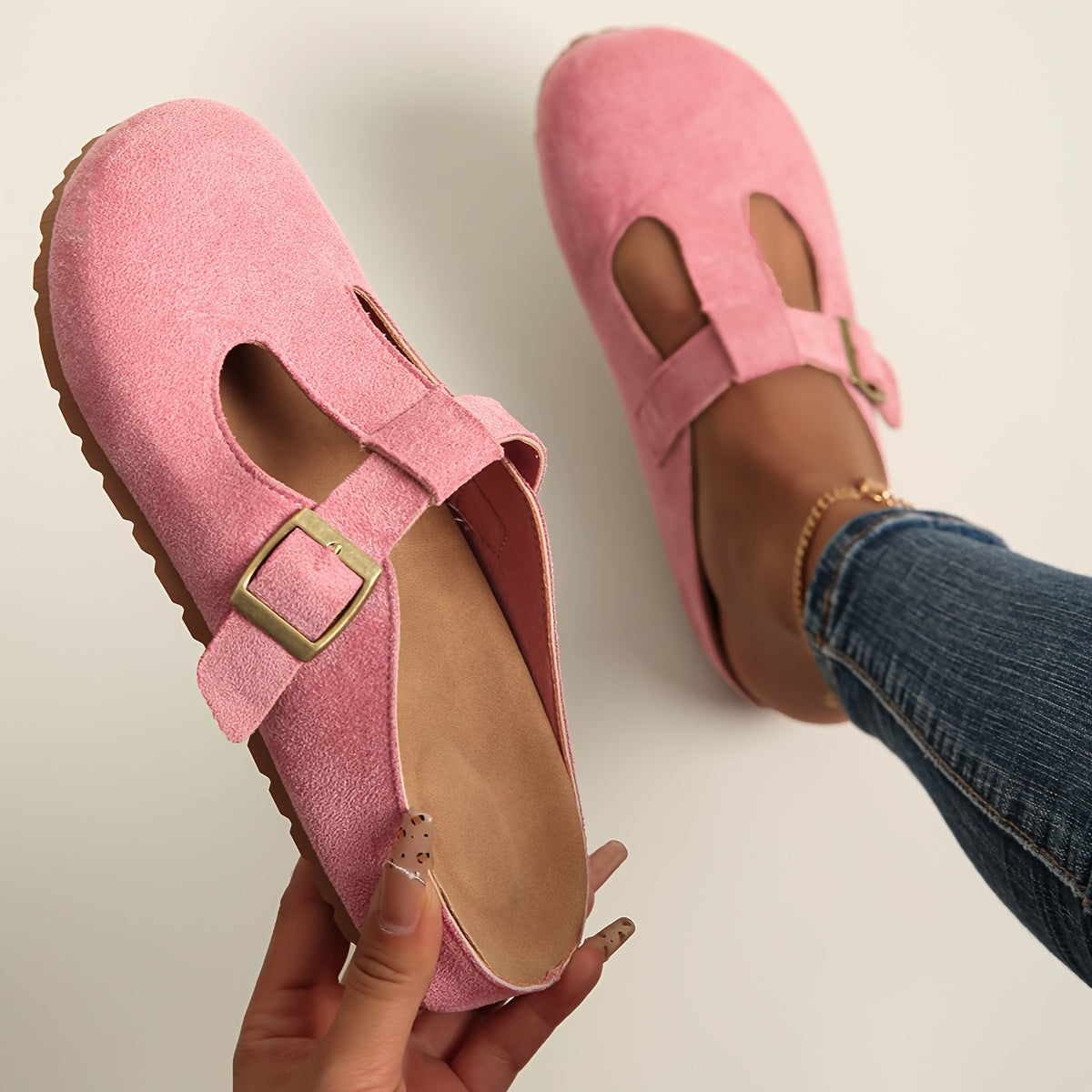 Cindy | Comfortable Clogs with Minimalist Buckles