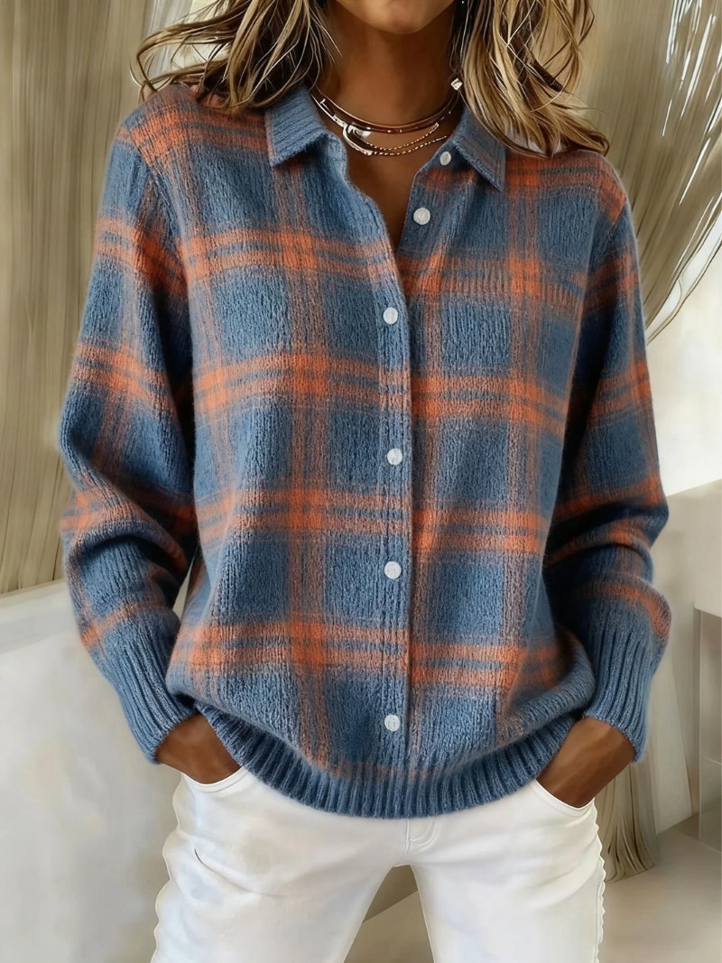 Emily – Knit Blouse with Plaid Pattern