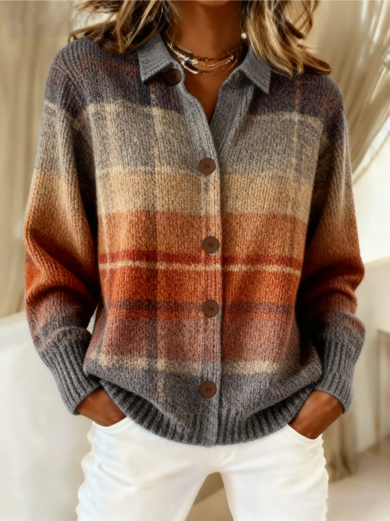 Emily – Knit Blouse with Plaid Pattern